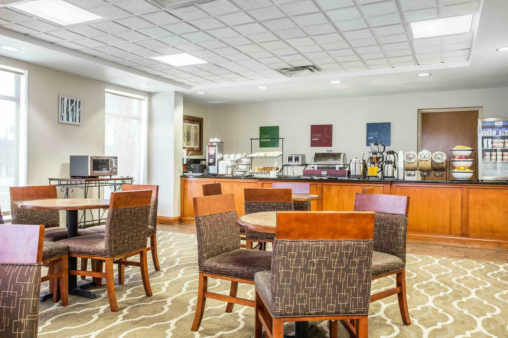 Comfort Inn & Suites Walterboro I-95 Экстерьер фото